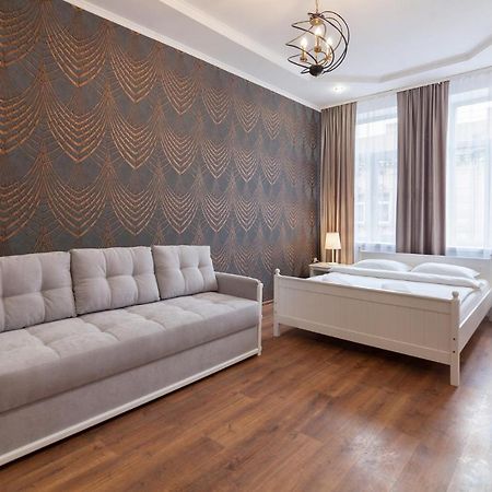 Leogrand Apartments Panteleimona Kulisha 27 Lviv Exterior foto