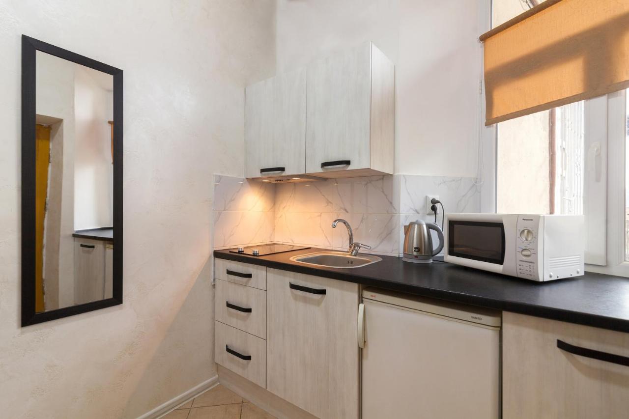 Leogrand Apartments Panteleimona Kulisha 27 Lviv Exterior foto